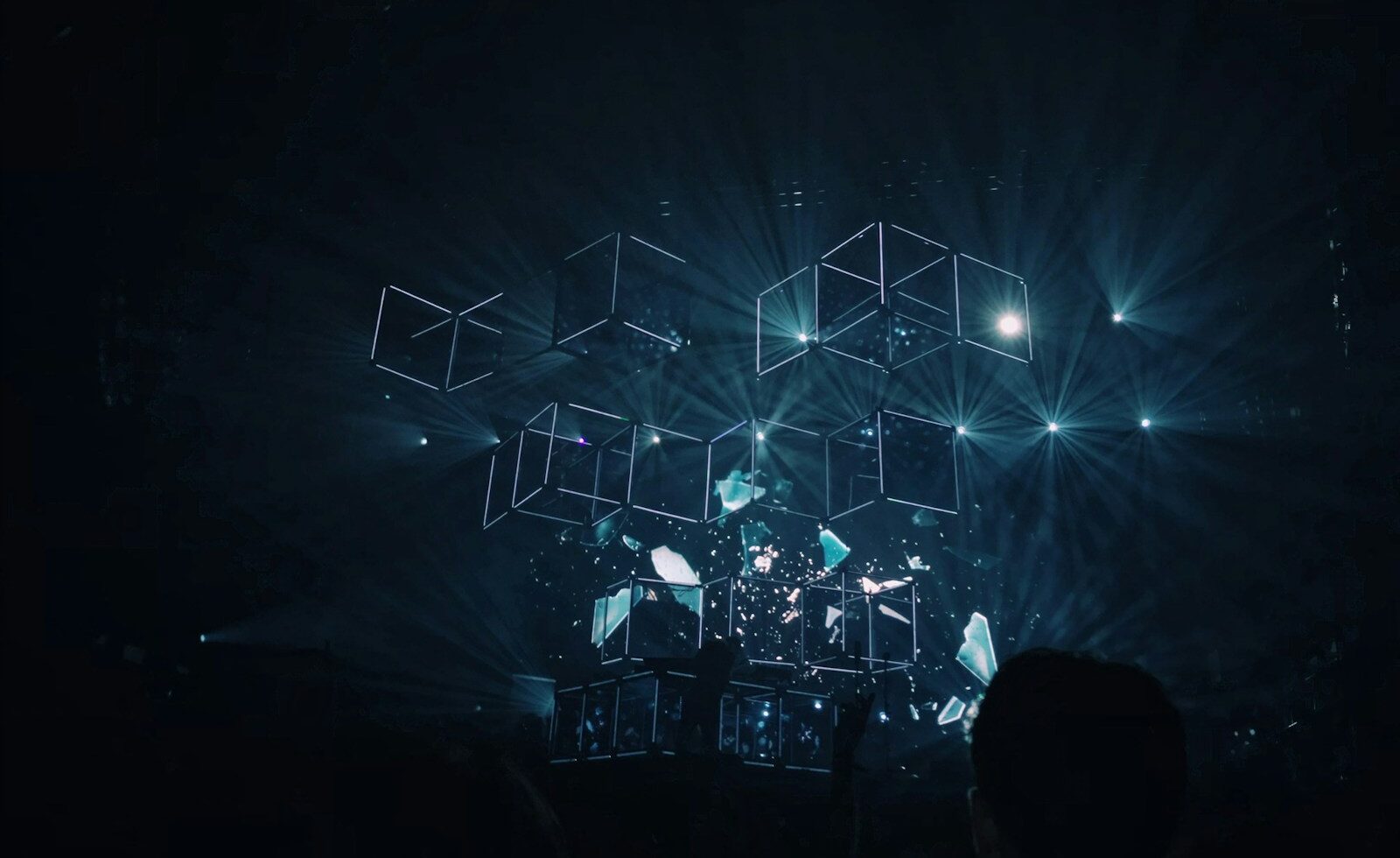 geometric shape digital wallpaper